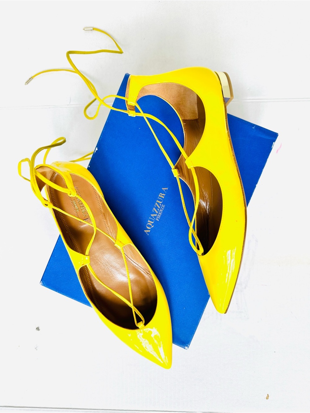 Aquazzura Christy Yellow Patent Leather Pointed Toe Lace-Up Flats 40.5 NWOT